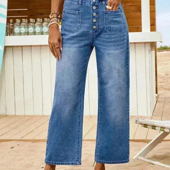 Medium Wash Casual Women's Loose Fitting Straight Leg Blue Denim Jeans - Picture 2 of 6